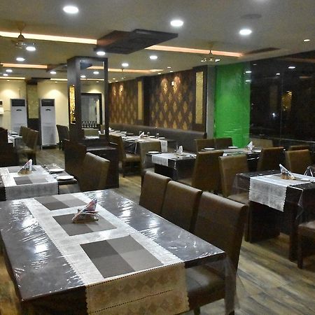 Hotel Daftari Palace Kishanganj Εξωτερικό φωτογραφία