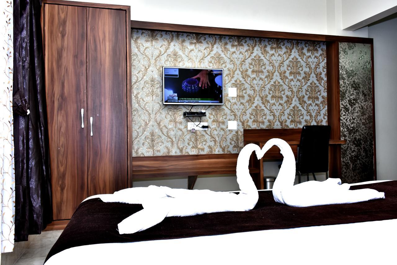 Hotel Daftari Palace Kishanganj Εξωτερικό φωτογραφία