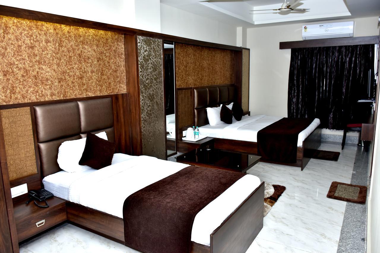 Hotel Daftari Palace Kishanganj Εξωτερικό φωτογραφία