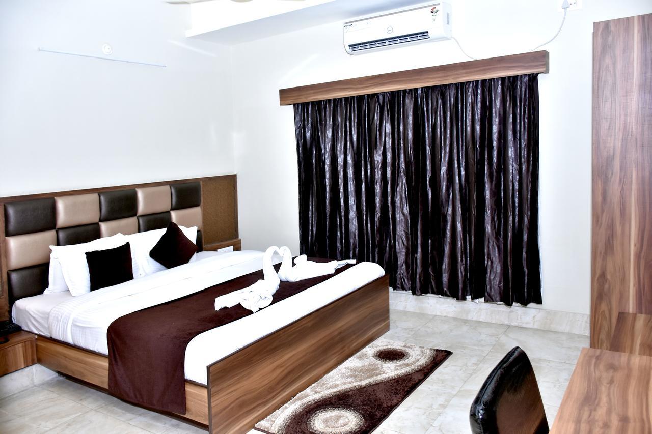 Hotel Daftari Palace Kishanganj Εξωτερικό φωτογραφία