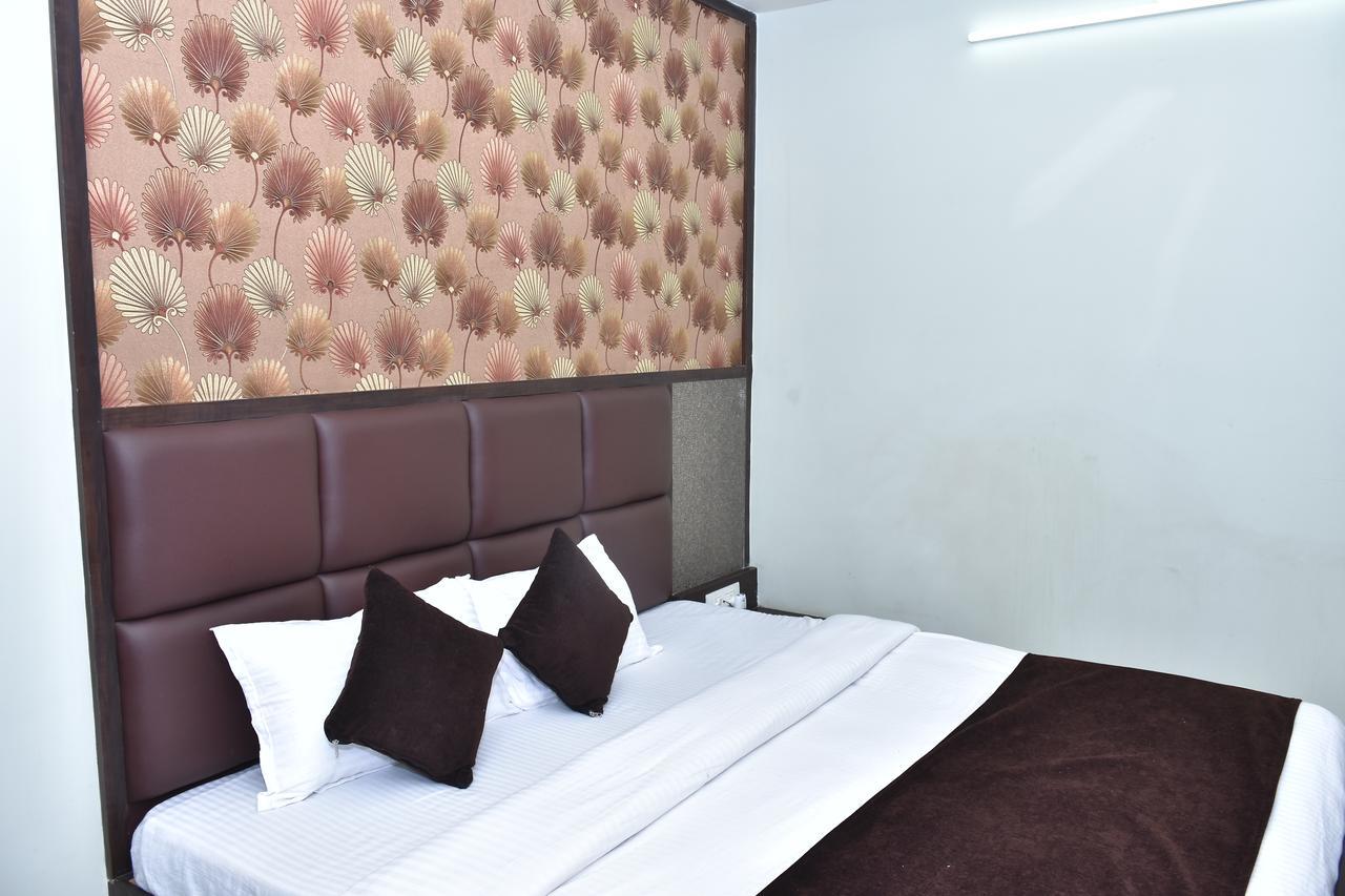 Hotel Daftari Palace Kishanganj Εξωτερικό φωτογραφία
