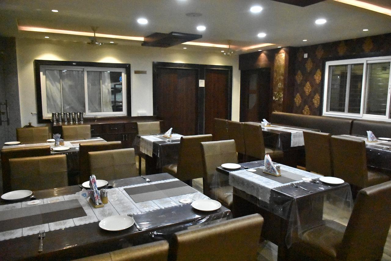 Hotel Daftari Palace Kishanganj Εξωτερικό φωτογραφία